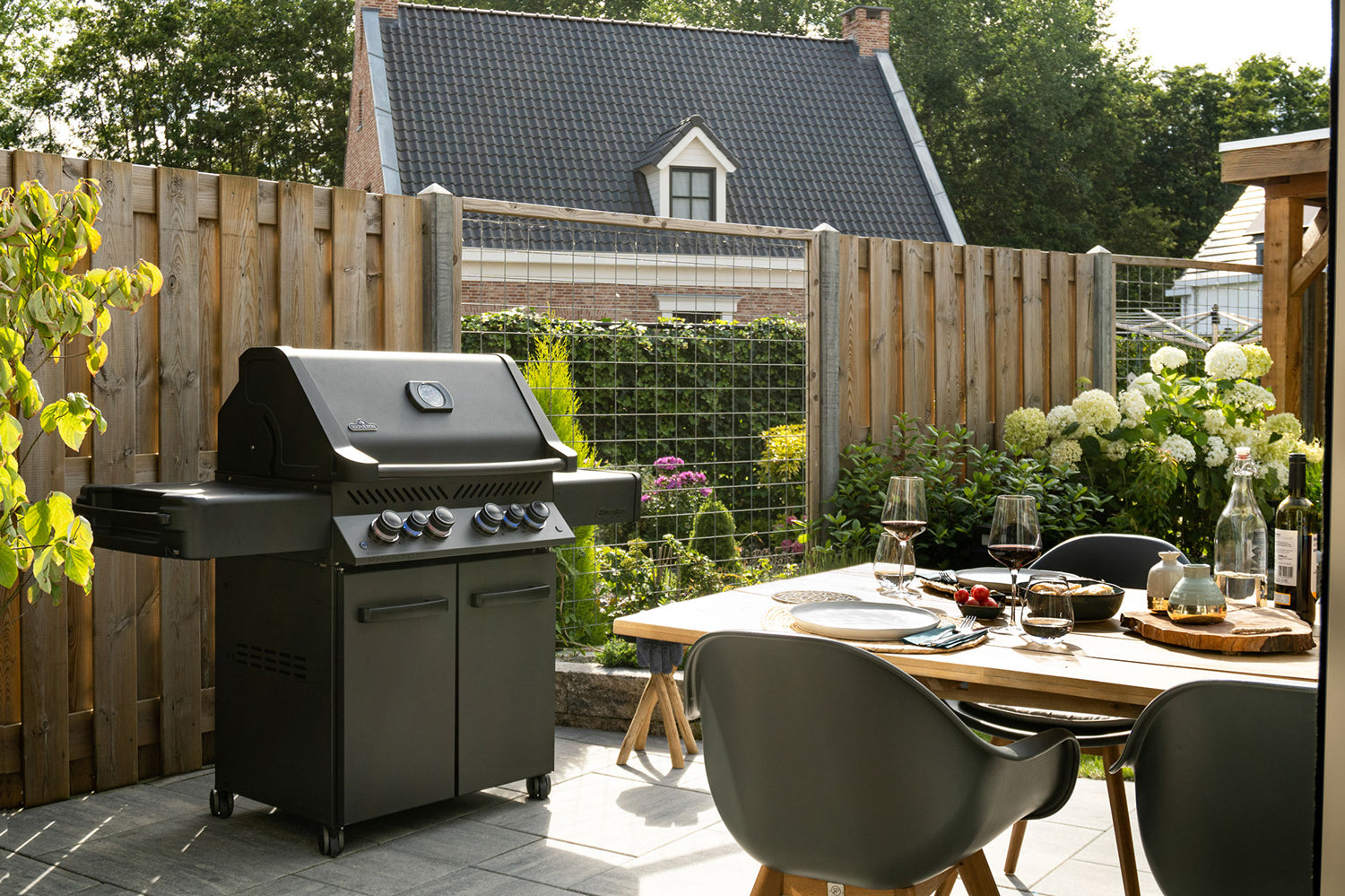 Elevate Your Outdoor Cooking with the Napoleon Phantom Prestige 500 and Phantom Rogue SE 425 Grills