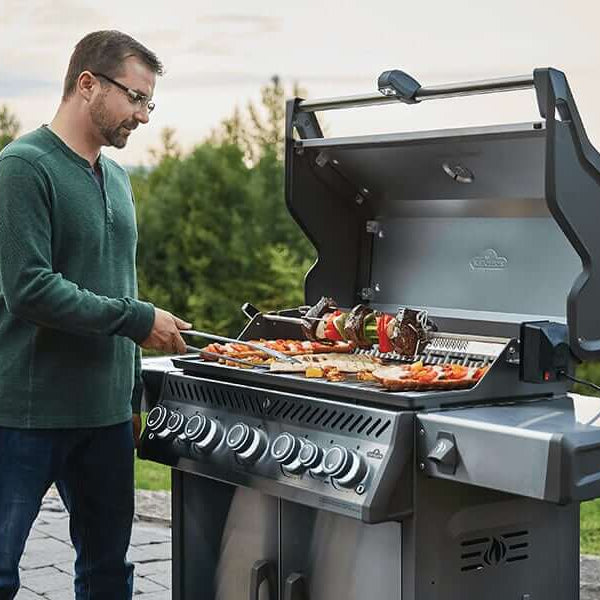 Buy The Best Top Rated Grills From Napoleon Grills 2022