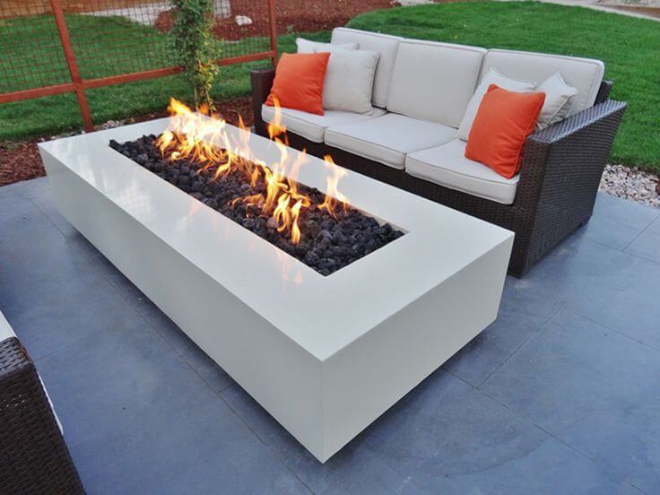 Discover Stylish Fire Tables for Cozy Outdoor Gatherings